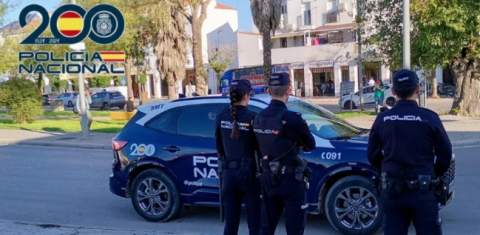 Operaci&oacute;n abierta en Jerez: amplio dispositivo en la avenida Cruz Roja