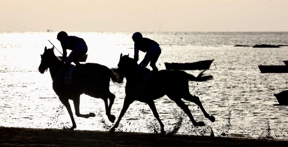 Im&aacute;genes de las carreras de caballos de Sanl&uacute;car de Barrameda
