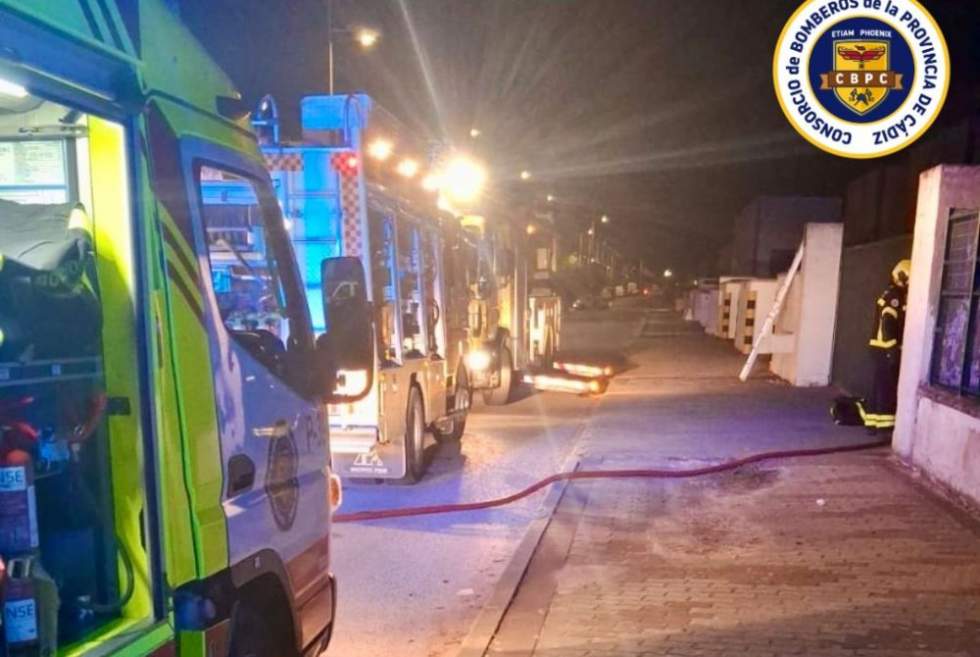 Sofocado un incendio en el pol&iacute;gono Las Salinas sin da&ntilde;os personales
