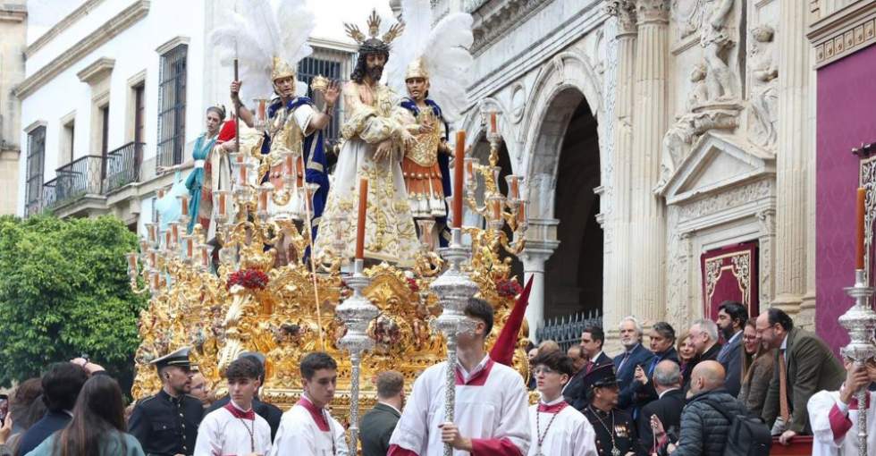 Semana Santa de Jerez a su paso por la Carrera Oficial