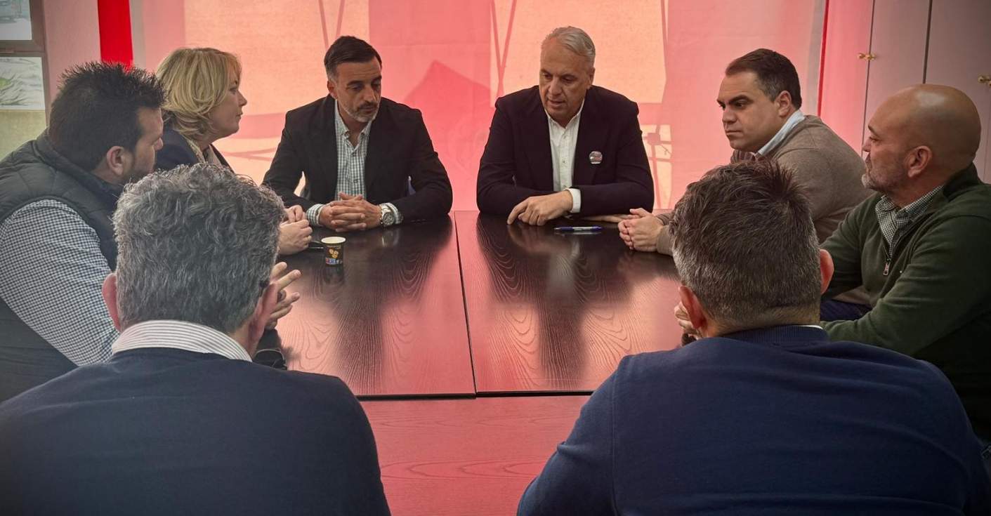 Reuni&oacute;n de Ruiz Boix con representantes de las ELAS