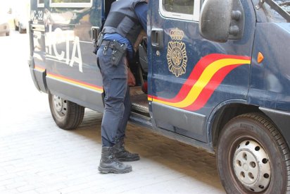 La Polic&iacute;a Nacional intercepta dos todoterrenos cargados de hach&iacute;s tras una persecuci&oacute;n en la zona sur