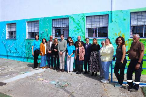 El CEIP Virgen del Mar de El Portal planta cara a las secuelas de la borrasca con un mural colectivo