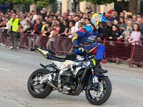 La Avenida &Aacute;lvaro Domecq se convierte en el epicentro de la adrenalina con exhibiciones de motor