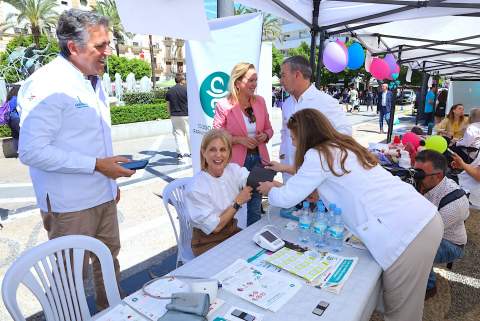 La Plaza del Arenal se convierte en el epicentro del bienestar con la V Feria de la Salud