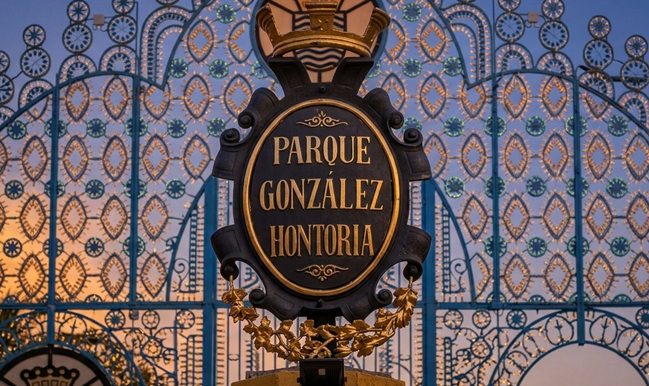 Jerez recupera sus escudos originales de 1903 para engalanar la Feria del Caballo 2026