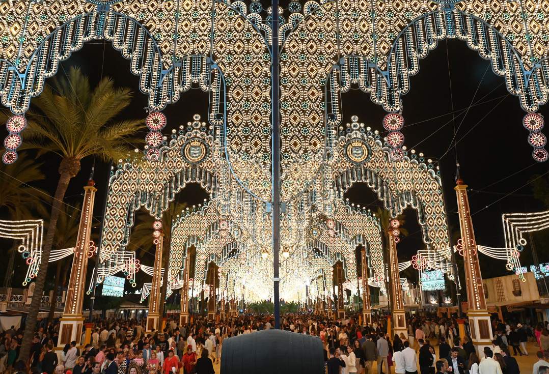 El Templete de Gonz&aacute;lez Hontoria se convierte en el escenario del Preg&oacute;n Coral de la Feria del Caballo 2026