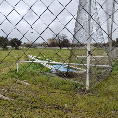 El PSOE alerta del "grave deterioro" en las instalaciones de lanzamiento de Chap&iacute;n
