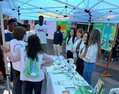 Los centros de salud y el hospital de Jerez lideran la concienciaci&oacute;n frente al tabaquismo con marchas y mesas informativas
