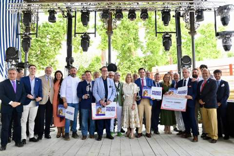 Palo Cortado, Entre Amigos y Pe&ntilde;a La Buler&iacute;a se alzan con los premios del Concurso de Casetas 2026