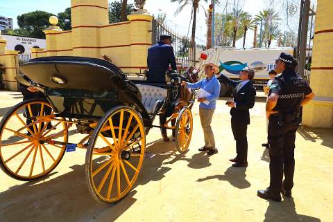 El control permanente en la Portada blinda la excelencia y la est&eacute;tica del Paseo de Caballos