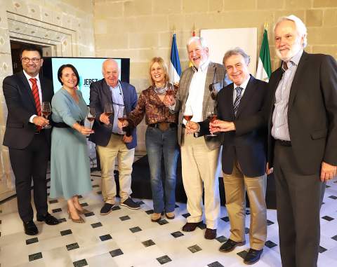 El Gobierno declara la Capitalidad Gastron&oacute;mica y el Centenario de Caballero Bonald acontecimientos de "excepcional inter&eacute;s p&uacute;blico"