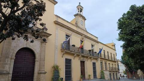 Los sindicatos denuncian un "descontrol" de 2,5 millones en gratificaciones municipales
