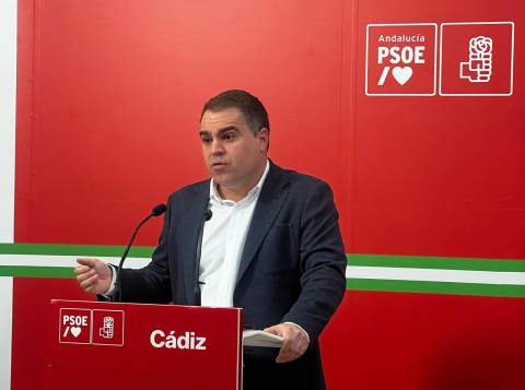 El PSOE denuncia que el recorte de la Junta en FP B&aacute;sica dejar&aacute; a los j&oacute;venes de Jerez "en la estacada"