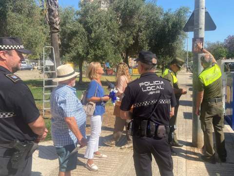 Obligatorio usar desinfectante para los orines de los perros en Jerez: arranca la nueva campa&ntilde;a de Protecci&oacute;n Animal