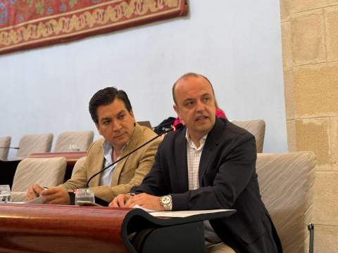 VOX reclama en el Pleno la rehabilitaci&oacute;n urgente del Polideportivo Ruiz Mateos