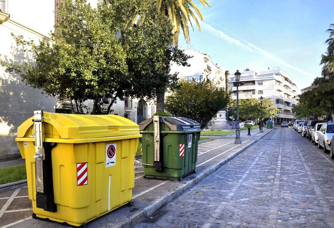 El PSOE propone que la tasa de basura se calcule por el n&uacute;mero de personas empadronadas y exige rectificar el modelo municipal