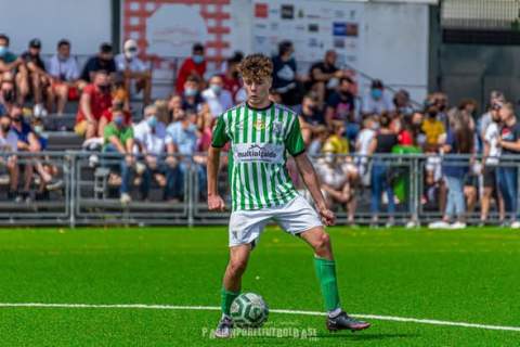 Juventud y ADN local para el carril zurdo: Jos&eacute; David Salas regresa al Xerez CD