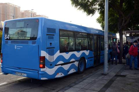 Adelante Andaluc&iacute;a califica de "propaganda" el nuevo contrato tecnol&oacute;gico de los autobuses y exige mejoras en las frecuencias