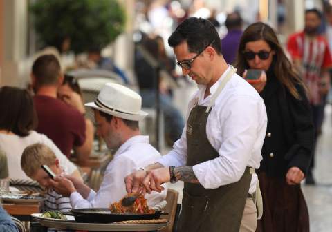 Hist&oacute;rico desplome del paro que rompe la barrera de los 19.000 desempleados y marca un r&eacute;cord en 19 a&ntilde;os