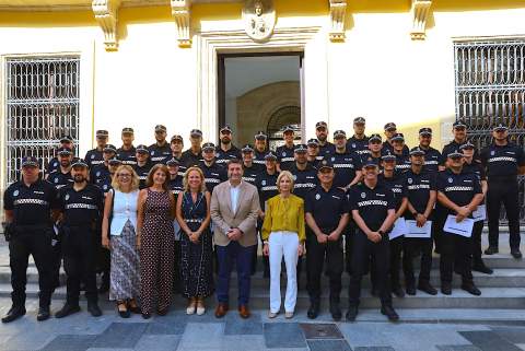 La Polic&iacute;a Local de Jerez se refuerza con 37 agentes y alista un proceso de oposici&oacute;n para 52 plazas m&aacute;s