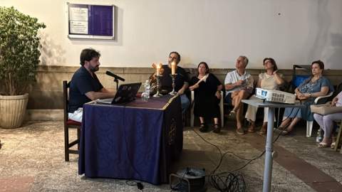 Manuel Romero Bejarano abre los Veranos Culturales Nazarenos desvelando los "tesoros ocultos de Jerez"