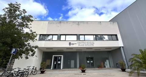 El Plan de Conservaci&oacute;n de Edificios Municipales de Jerez suma el Centro Social Blas Infante tras actuar en la Biblioteca y la Estaci&oacute;n