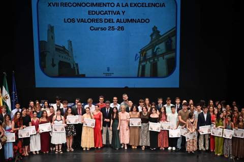 El Teatro Villamarta corona a los 81 expedientes acad&eacute;micos m&aacute;s brillantes de Jerez