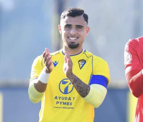 Fichaje de proyecci&oacute;n para la medular: Ra&uacute;l L&oacute;pez, nuevo jugador del Xerez CD