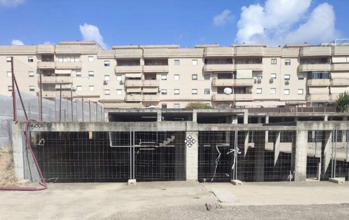 Adelante cuestiona que el Ayuntamiento descarte agua en la obra junto al Zoo sin haber inspeccionado el foso
