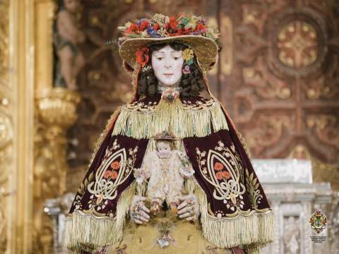 Almonte se prepara para recibir a la Virgen del Roc&iacute;o tras una noche de camino y una Venida que movilizar&aacute; al municipio