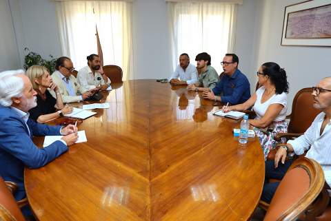 El Ayuntamiento tiende la mano a la Pe&ntilde;a La Buler&iacute;a para colaborar en la conmemoraci&oacute;n de su 50&ordm; aniversario