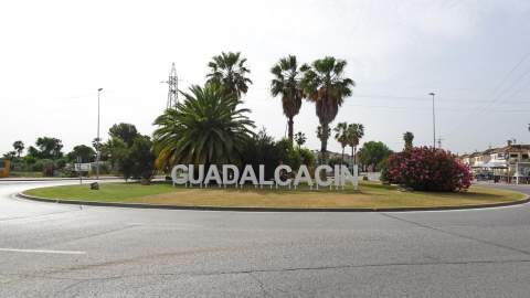Urbanismo precinta una parcelaci&oacute;n urban&iacute;stica ilegal en Guadalcac&iacute;n
