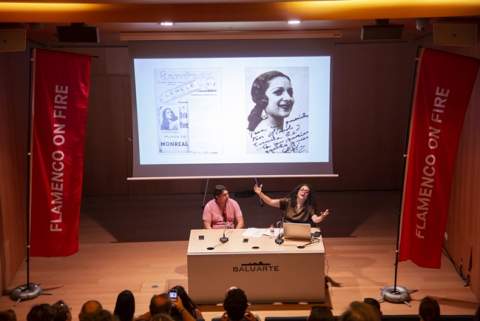 Cristina Cruces clausura este martes los Veranos Culturales Nazarenos con una conferencia sobre Lola Flores