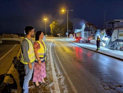 Junta destina unos 300.000 euros al mantenimiento de firme de la carretera A-2002