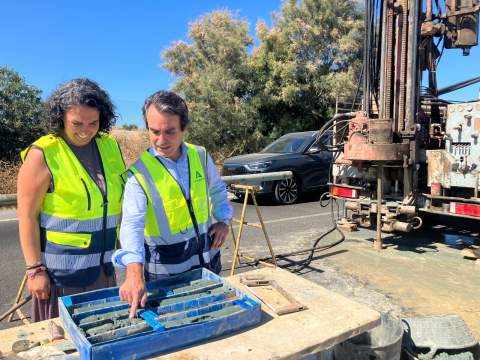 La Junta realiza sondeos geot&eacute;cnicos para acometer el arreglo de la carretera entre Jerez y Sanl&uacute;car