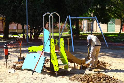 El parque de Tempul suma un espacio infantil renovado y contempla la instalaci&oacute;n de una zona canina