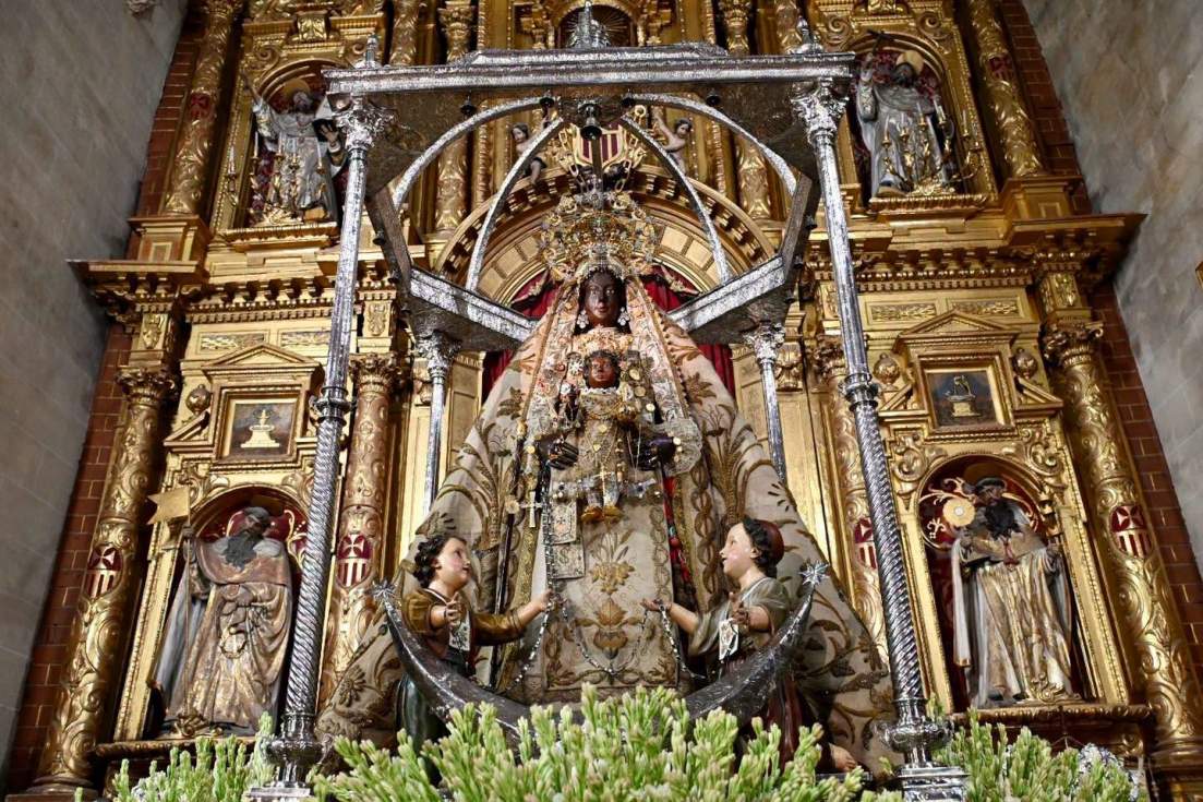 La Merced se despide de Jerez antes de su restauraci&oacute;n con una procesi&oacute;n cargada de emoci&oacute;n