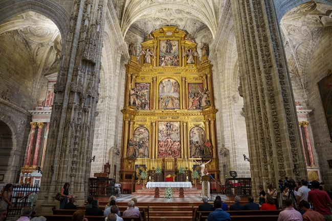 San Miguel estrena iluminaci&oacute;n para poner en valor su patrimonio art&iacute;stico