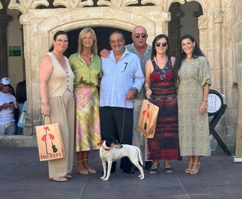 Carmen Pombo, Mercedes Ortega y Ana Retamero, ganadoras del Concurso de Microrrelatos del Club Espa&ntilde;ol del Ratonero Bodeguero Andaluz