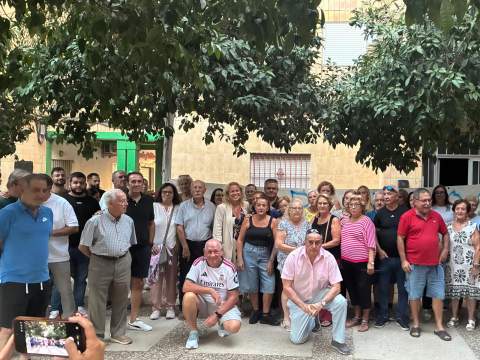 El Ayuntamiento defiende que La Granja afronta un problema de convivencia y no de seguridad