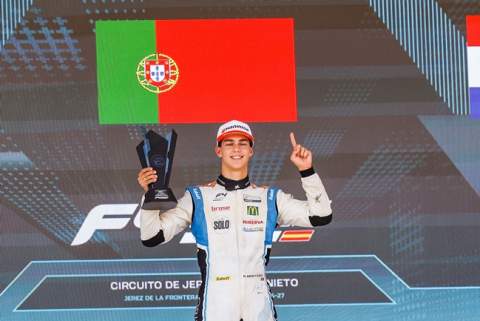 Noah Monteiro firma un doblete en la F4 durante el Racing Weekend de Jerez