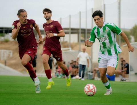 El Xerez Deportivo se queda sin premio ante un Betis C en inferioridad