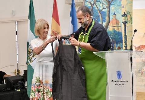 La gastronom&iacute;a toma protagonismo en la apertura de los Cursos Universitarios de Verano de UCA y UNIA