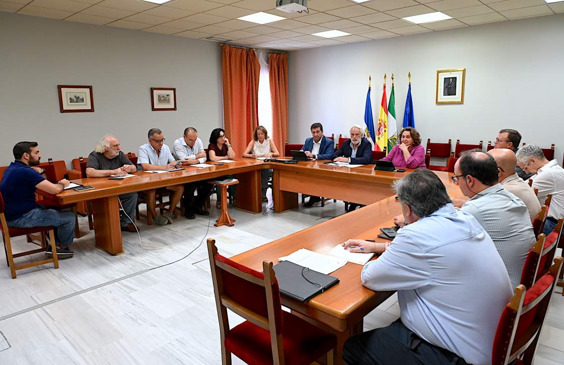 El Ayuntamiento prepara un dispositivo especial para las Zambombas y refuerza el di&aacute;logo con los vecinos