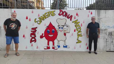 Un nuevo mural anima a donar sangre y m&eacute;dula desde el Puente de la Pepa