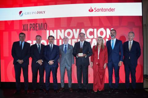 El Grupo Est&eacute;vez recibe el Premio Innovaci&oacute;n Agroalimentaria por su apuesta por la inversi&oacute;n y la modernizaci&oacute;n