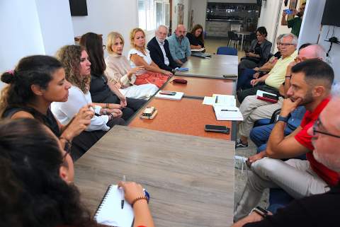El Ayuntamiento busca avanzar hacia una ciudad sin barreras de comunicaci&oacute;n para las personas sordas