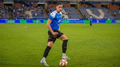 El Xerez DFC hace oficial la llegada del atacante Loren Ram&iacute;rez entre las duras cr&iacute;ticas del Conil CF