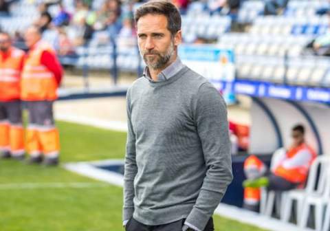 Abel Segovia toma el mando del Xerez CD